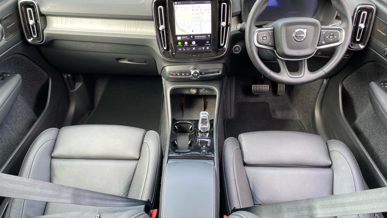 Volvo XC40 2.0 B3P Ultra Dark 5dr Auto Petrol Estate